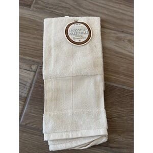 Charles Craft Inc Pair of Peach Kitchen Finger Towels for Cross Stitch